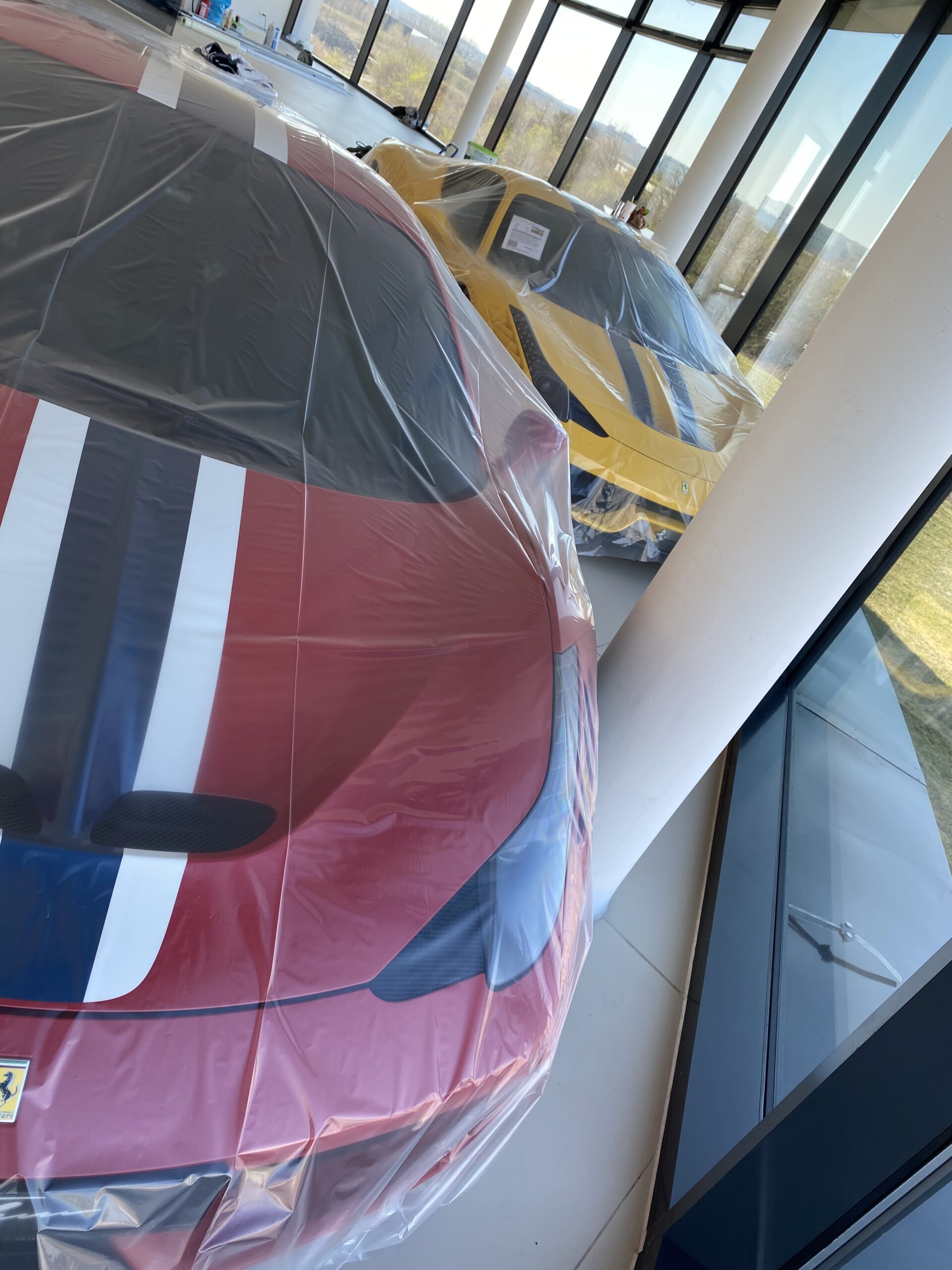 Showroom Ferrari / Facelift im Rennstall